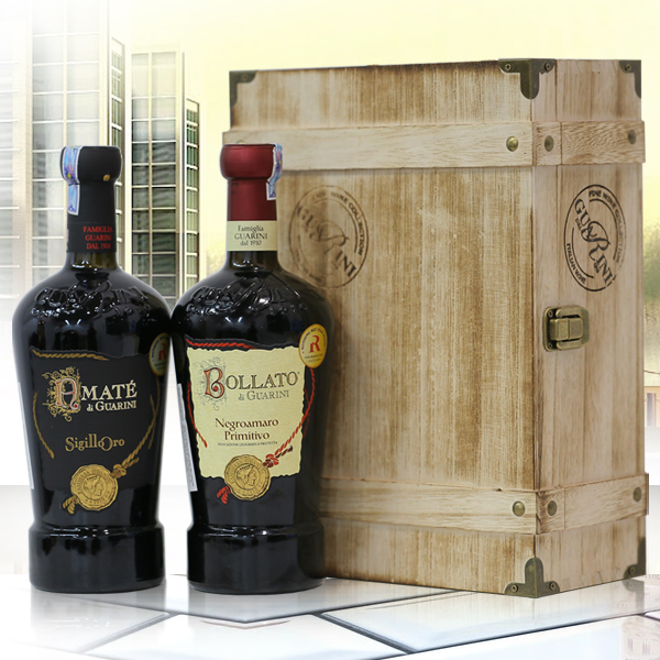 Cặp rượu vang Ý Bollato và Amate - Hộp gỗ ấn tượng
