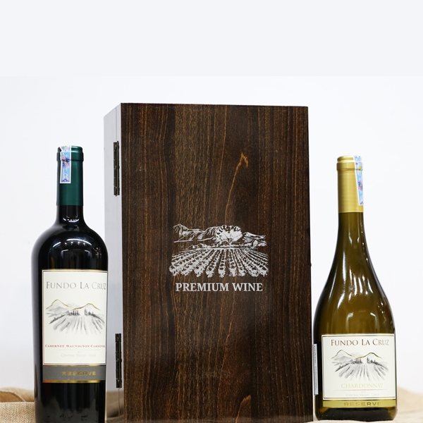 Bộ hộp quà 2 chai rượu vang chile Fundo chile cùng hộp gỗ cao cấp
